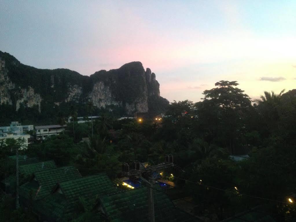 Living Room Guesthouse Ao Nang Экстерьер фото